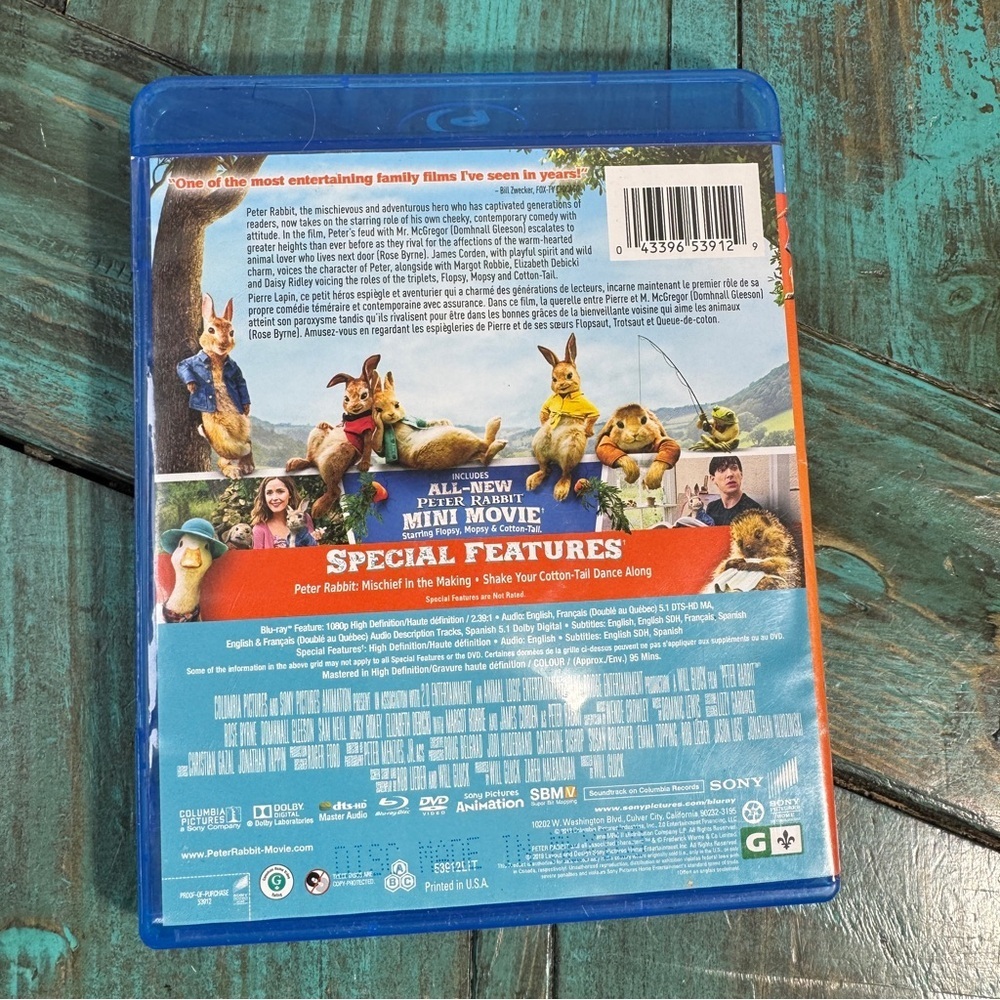 Peter Rabbit (Bilingual) Blu Ray & DVD - Picture 2 of 6